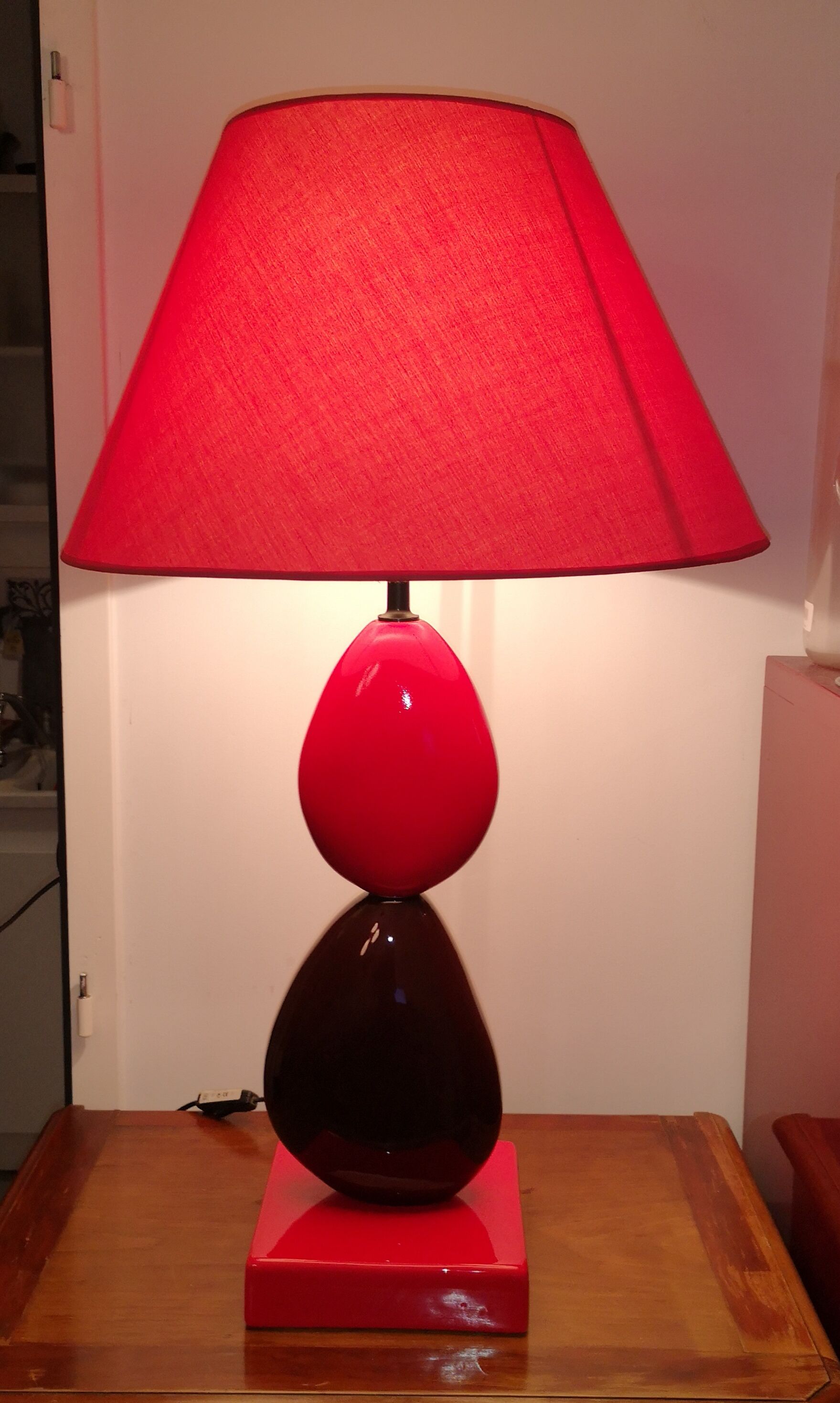 Lampe sculpturale vintage Koralcoa en céramique rouge et noire