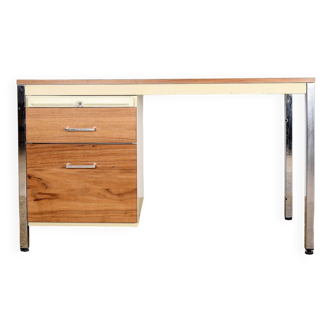 Desk from the 50s, manufactured by the Strafor brand.