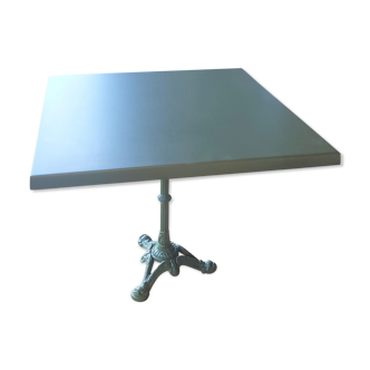 Garden table