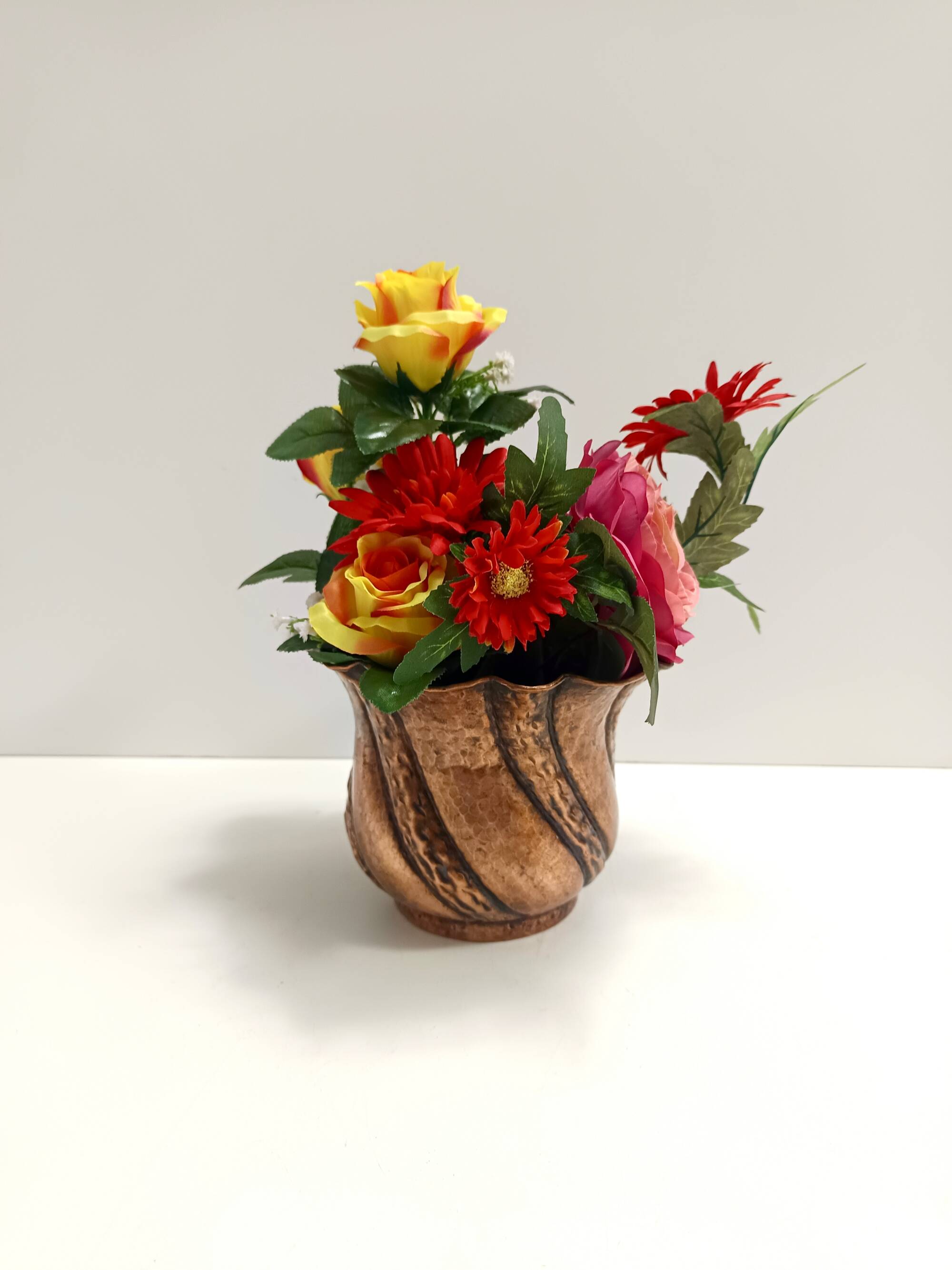 Round Embossed Copper Cachepot / Vase attr. to Egidio Casagrande, Italy