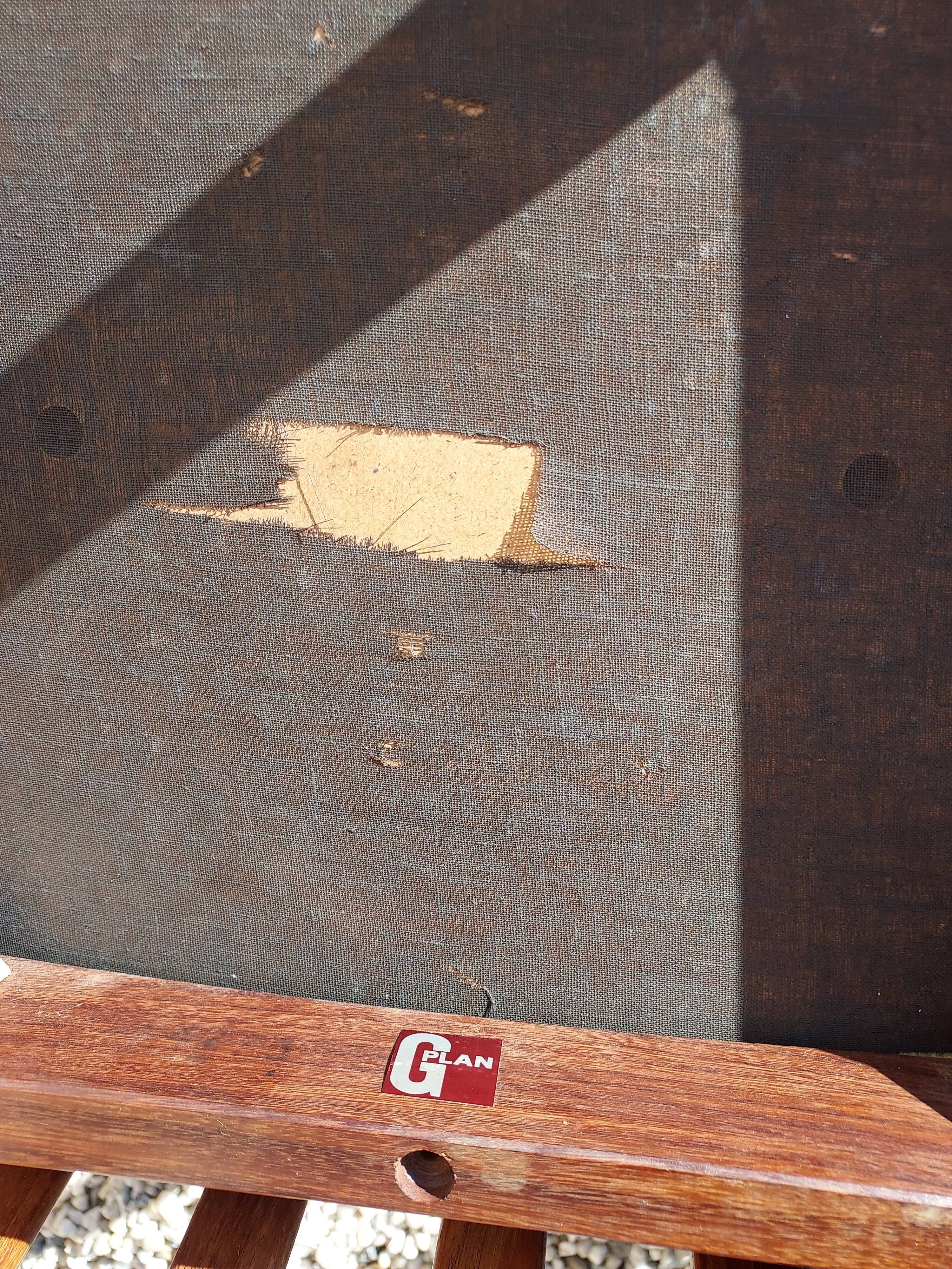 Teak chairs Leslie Dandy