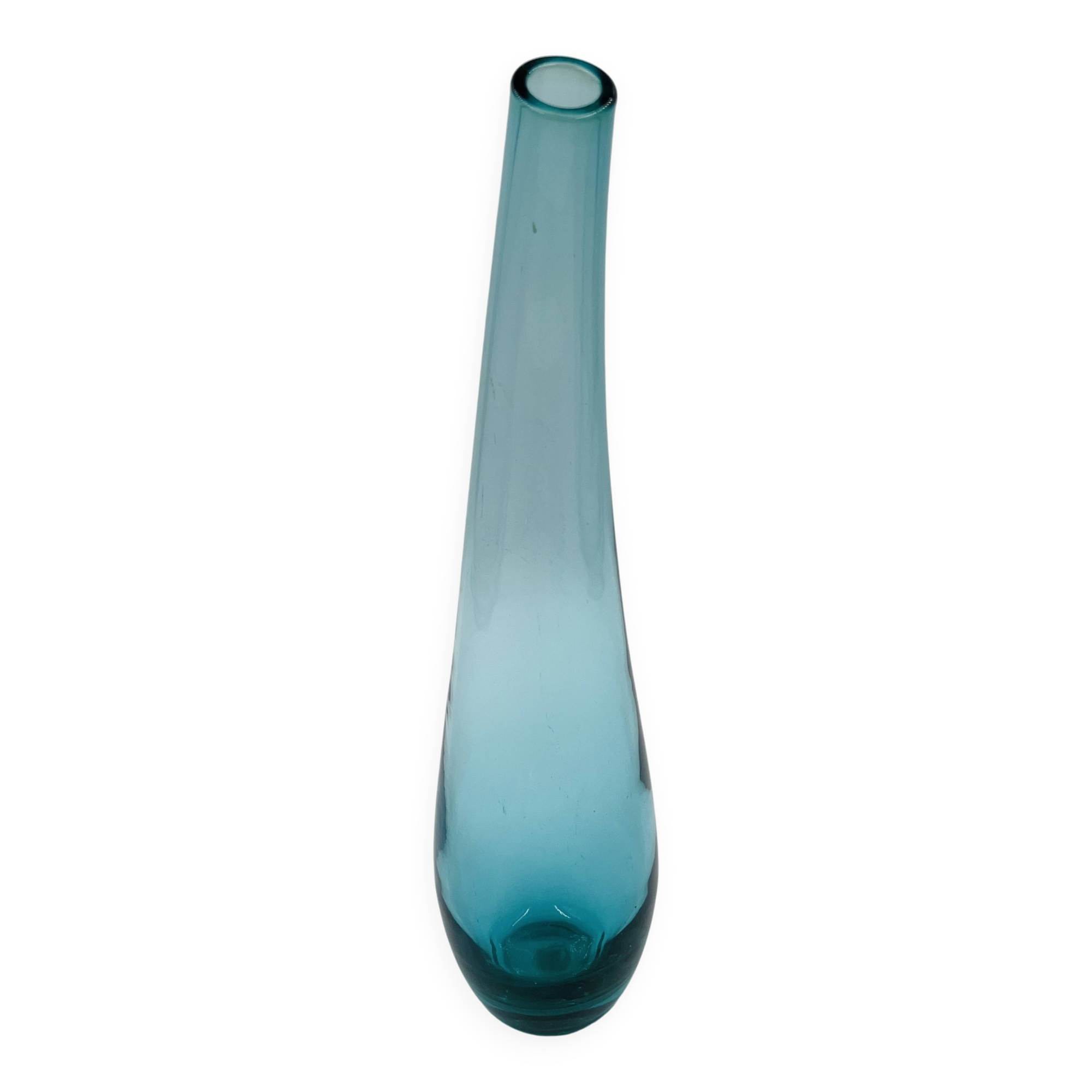 Curved glass bud vase