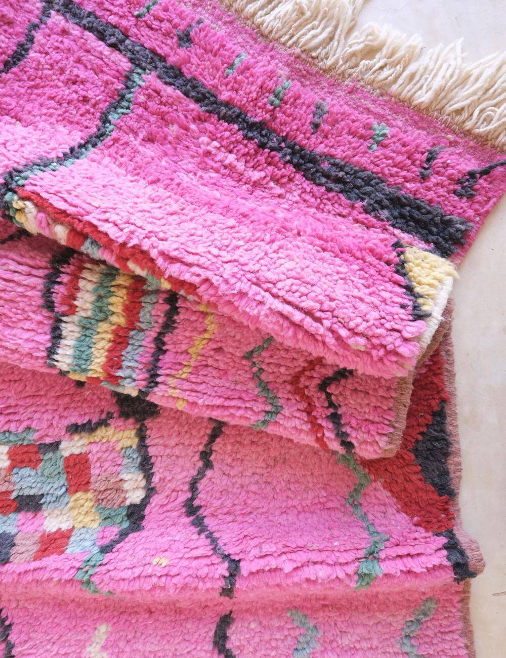 Pink Berber Rug - 261 x 171 cm