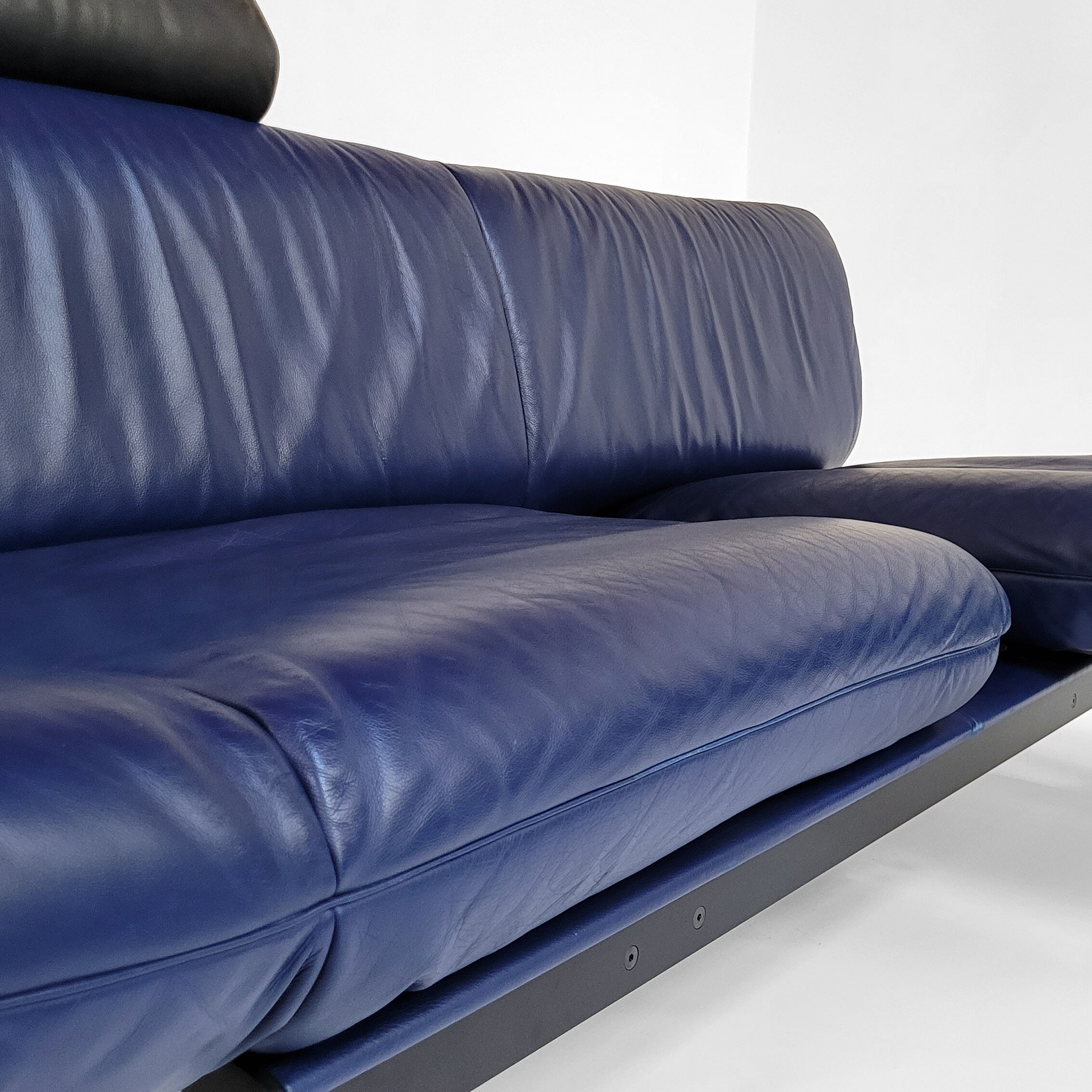 DS-140 sofa, by Reto Frigg for De Sede