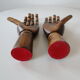 Paire de mains en bois articulées