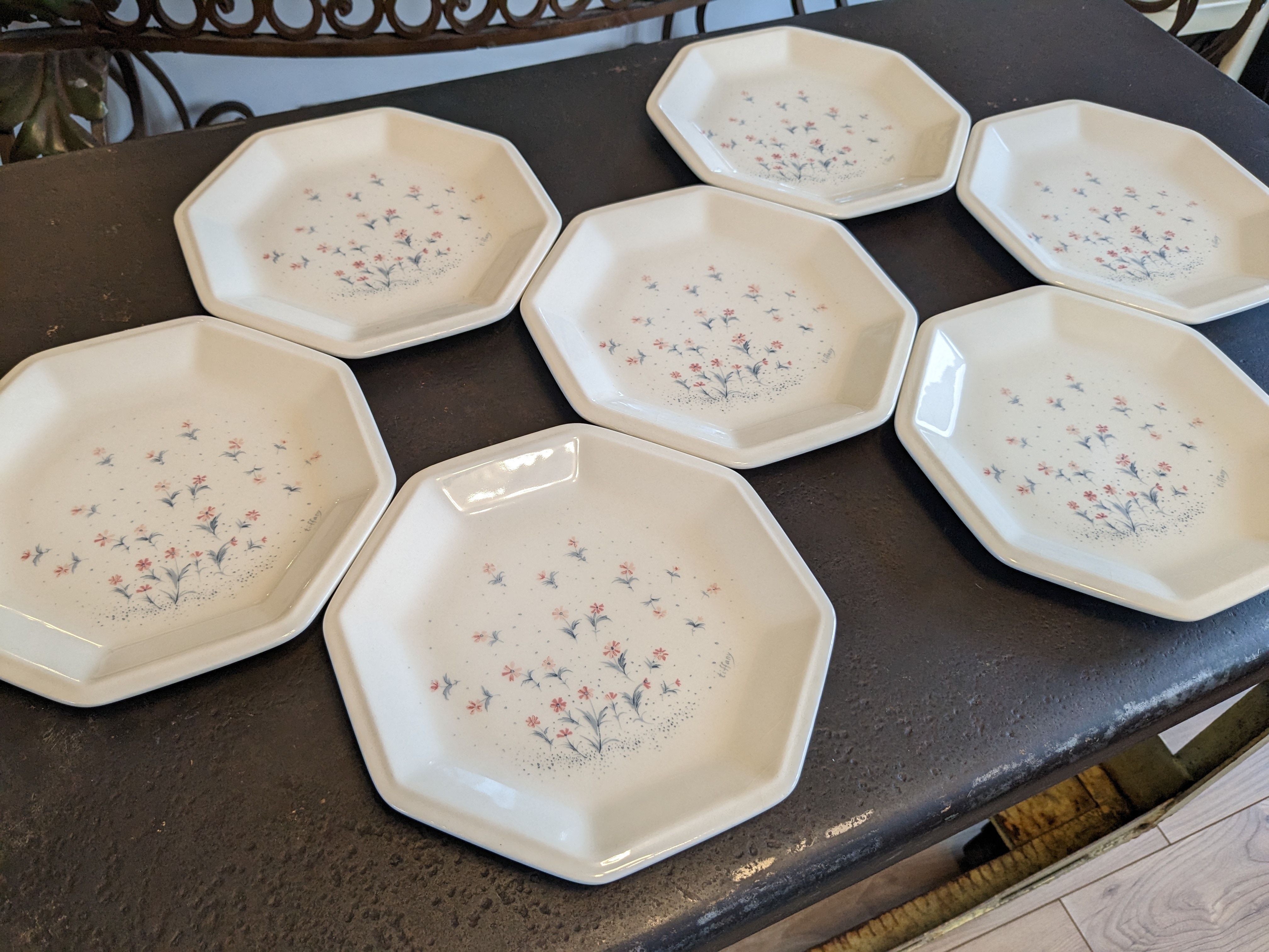 Set of 7 flat plates dessert starter signed from Tiffany Italy