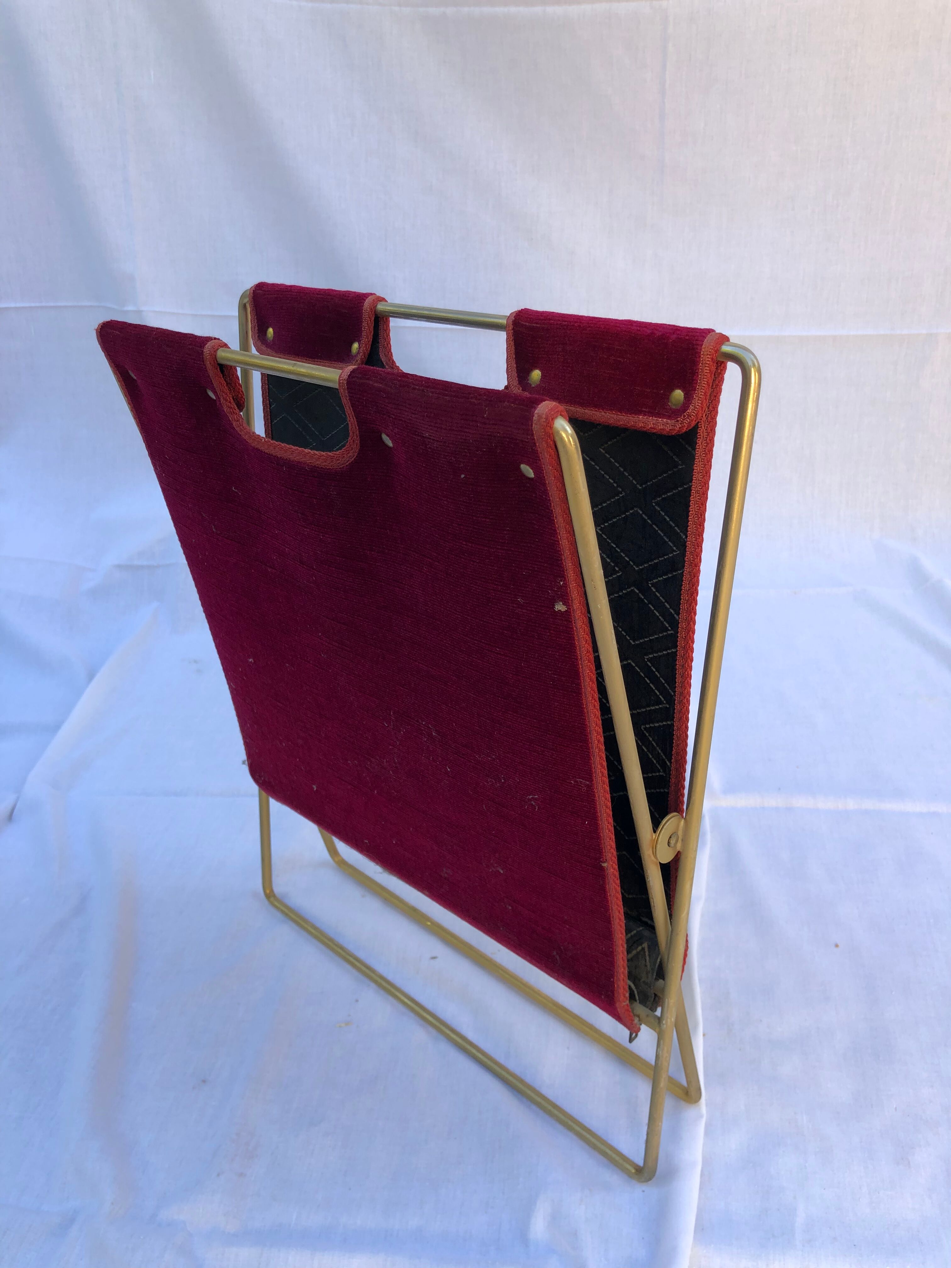 Review door in leather and velvet