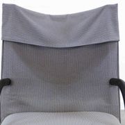 Fauteuil zen avec repose-pieds par claude brisson pour ligne roset