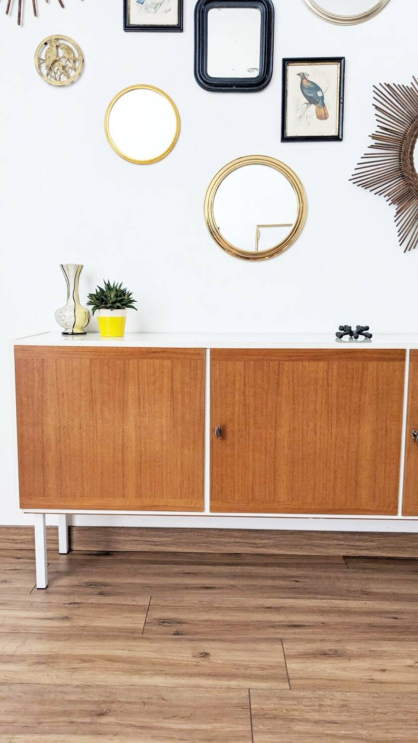 Vintage 3-door sideboard