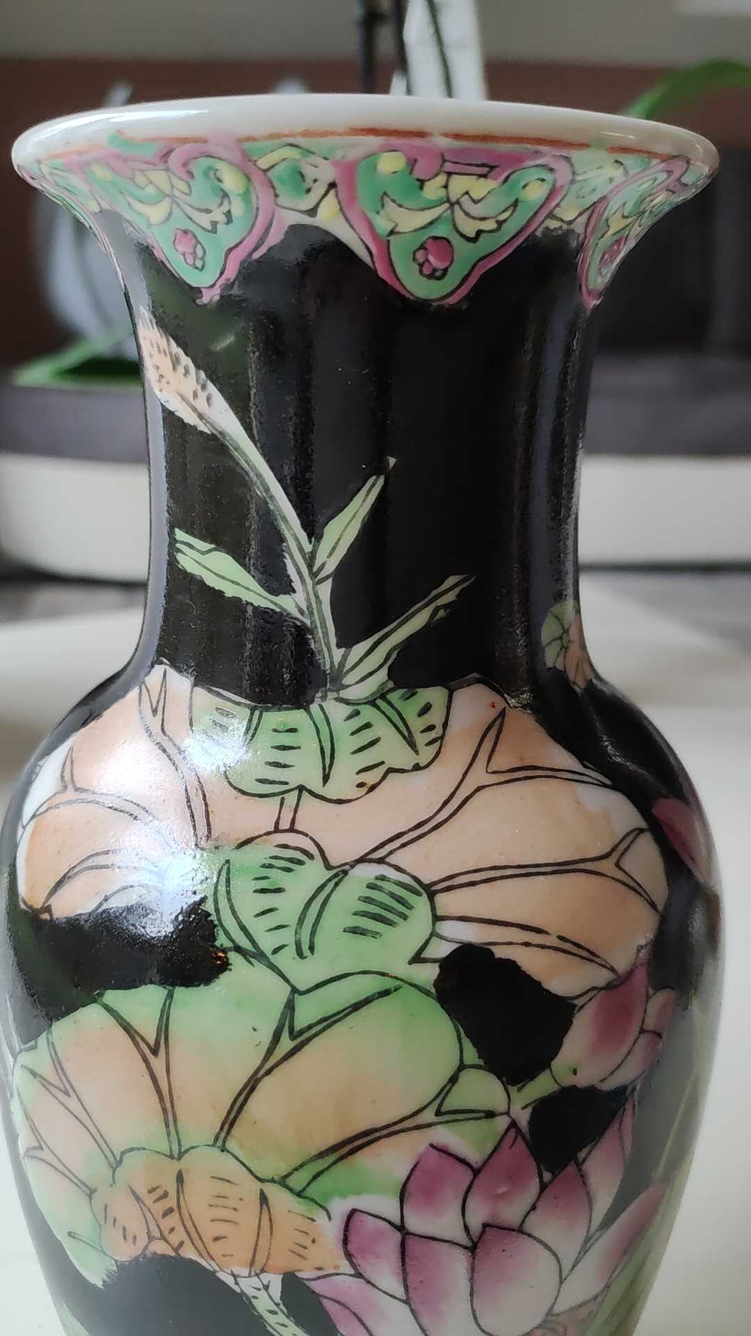 Vintage Asian/Chinese baluster vase, glazed ceramic - floral motifs/Exotic birds