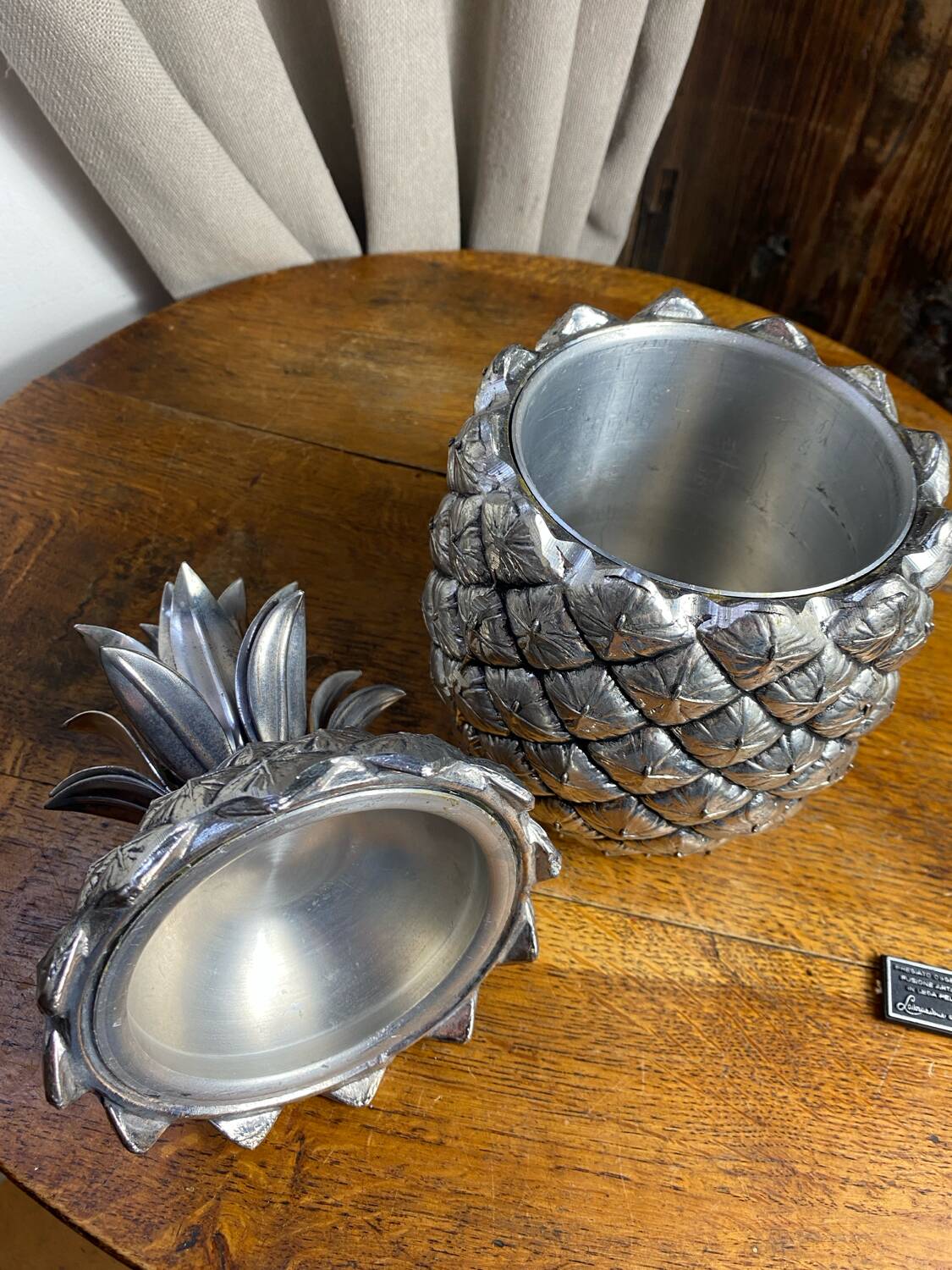 Pineapple-shaped ice bucket by Mauro Manetti, 1960.