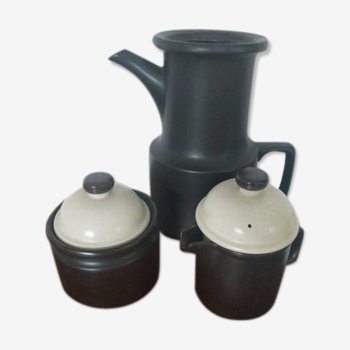 Doverstone coffee pot, milk jug and sugar bowl