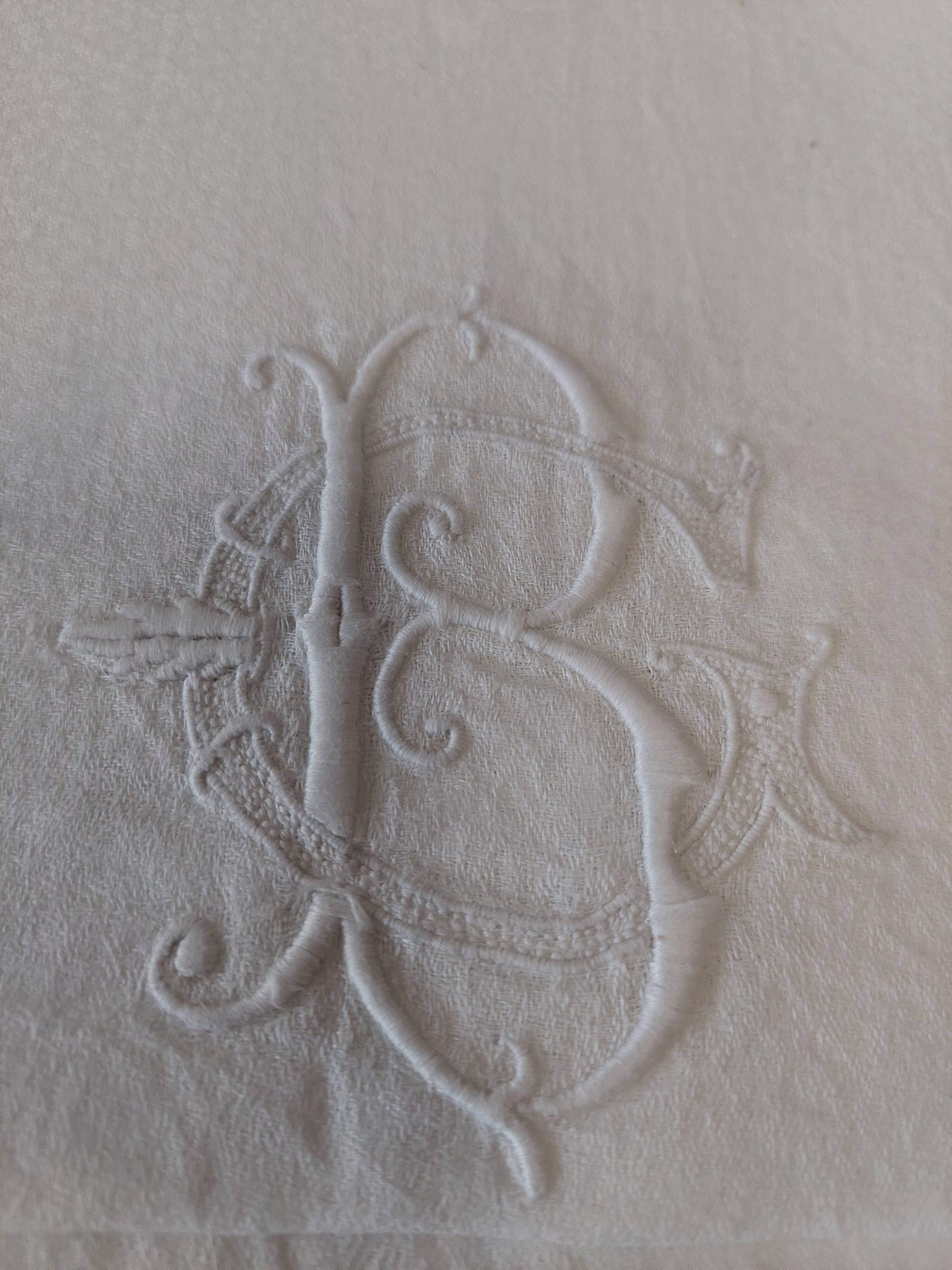 Nappe et 5 serviettes anciennes en lin damassé monogramme BC
