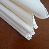 Embroidered tablecloth and 12 old linen towels 260 out of 165