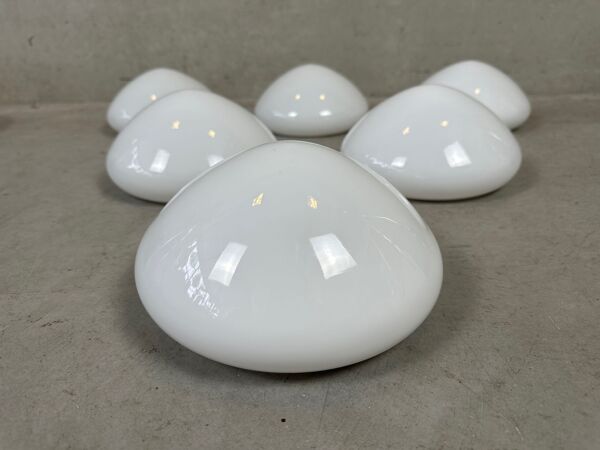 Luminaire vintage en opaline pour plafond ou mur – Philips