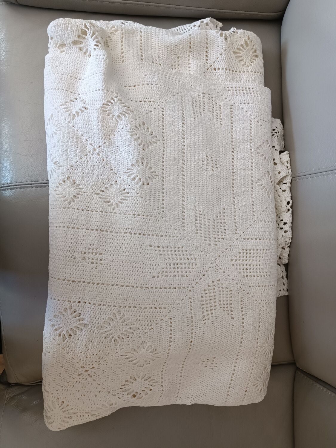 Hand crocheted bed cover or plaid