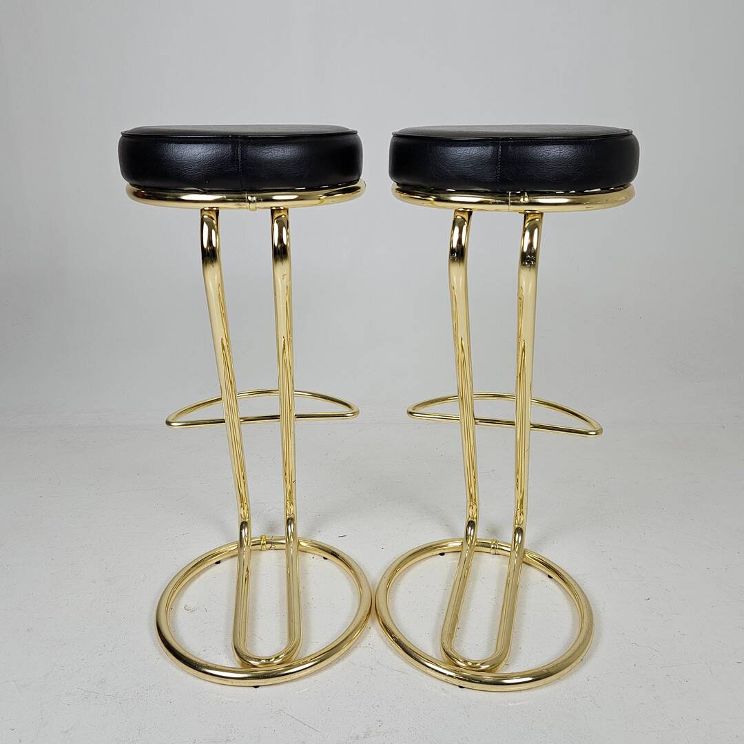 Pair of Bar Stools (2 pcs.) — Clean, Versatile Design — H 82 cm