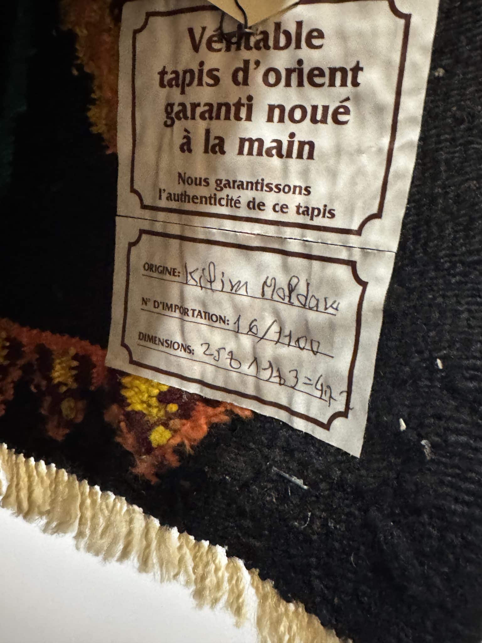 Moldovan kilim rug – 258 x 183 cm