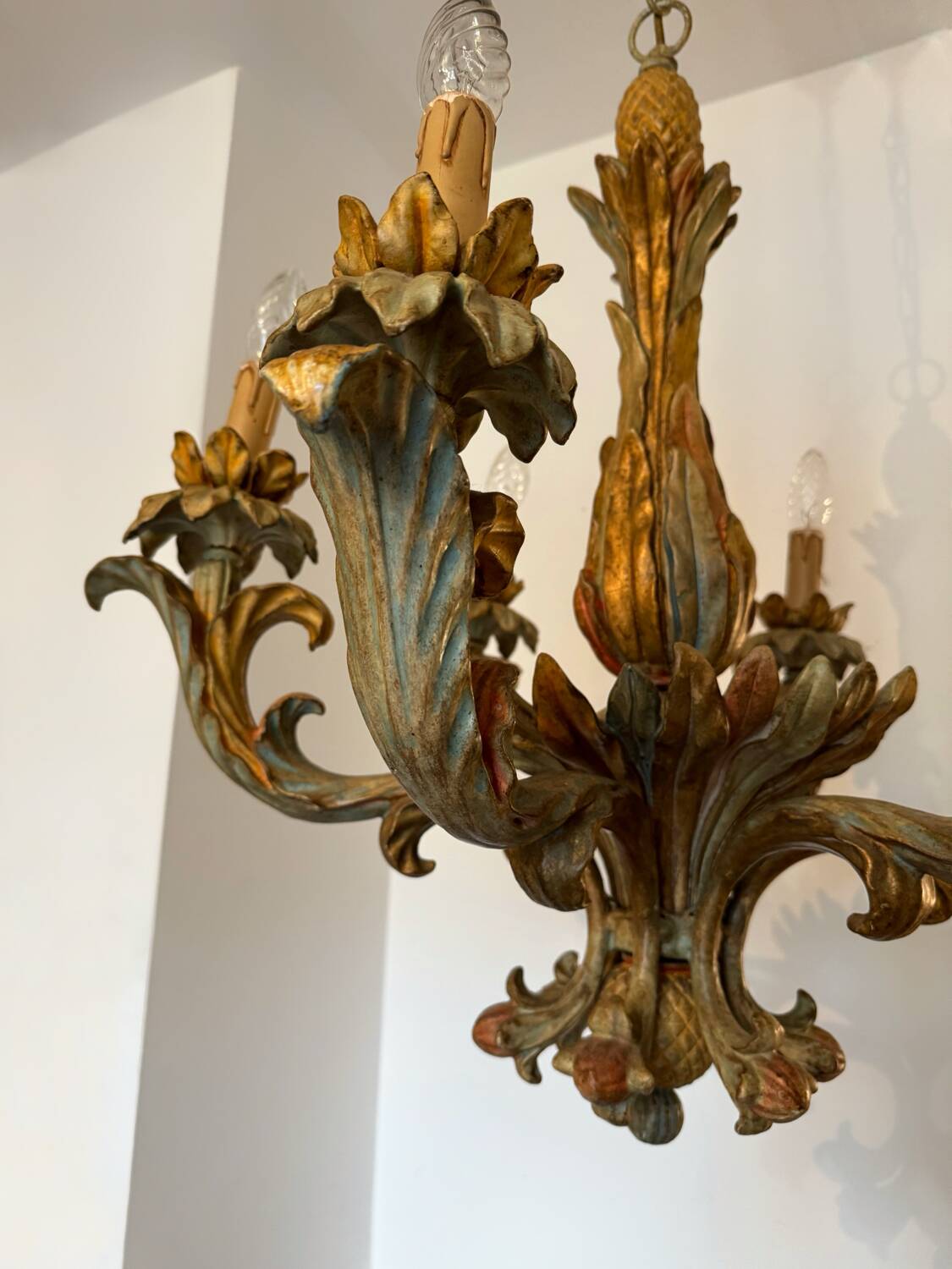 70s Hollywood Regency style chandelier in carved wood