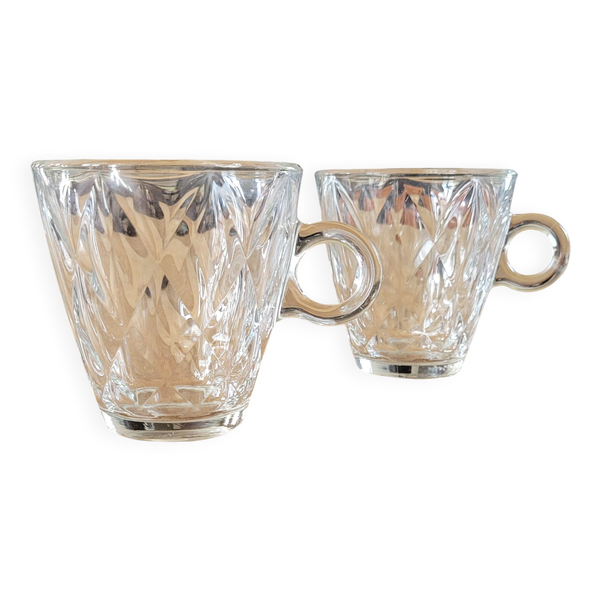 2 thick glass mugs