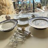 2 cake plates 'iron earth'