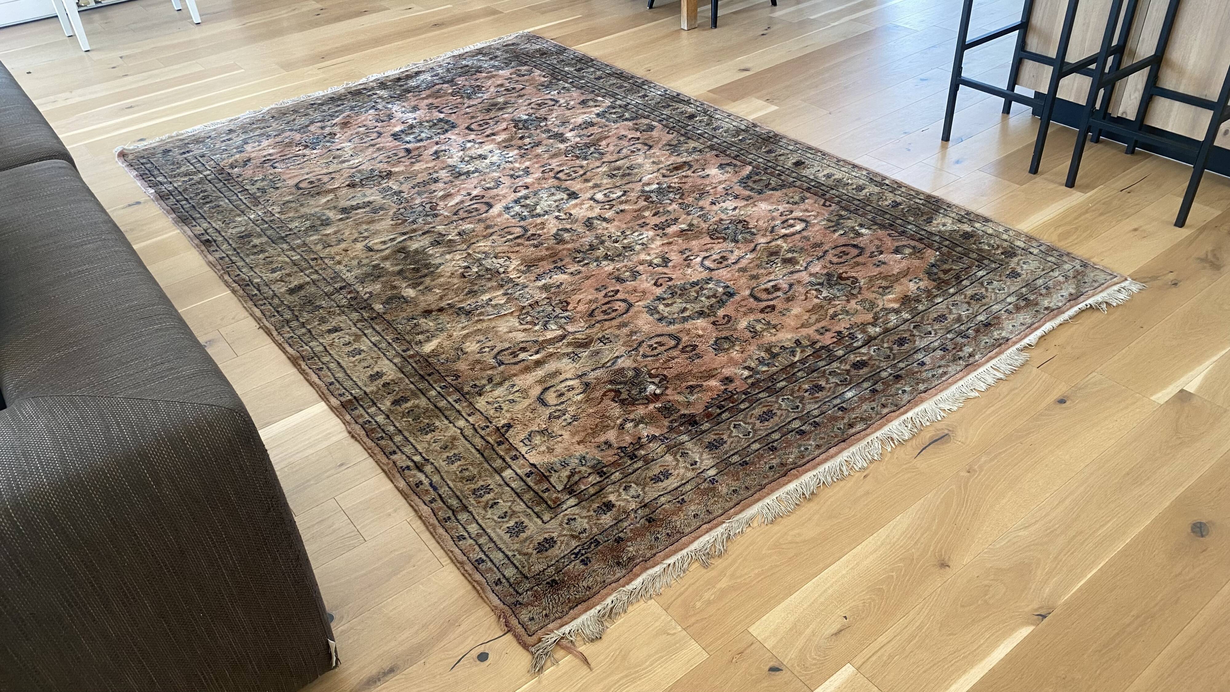Large handmade Caucasian rug - 274x185 cm - Certificate of authenticity