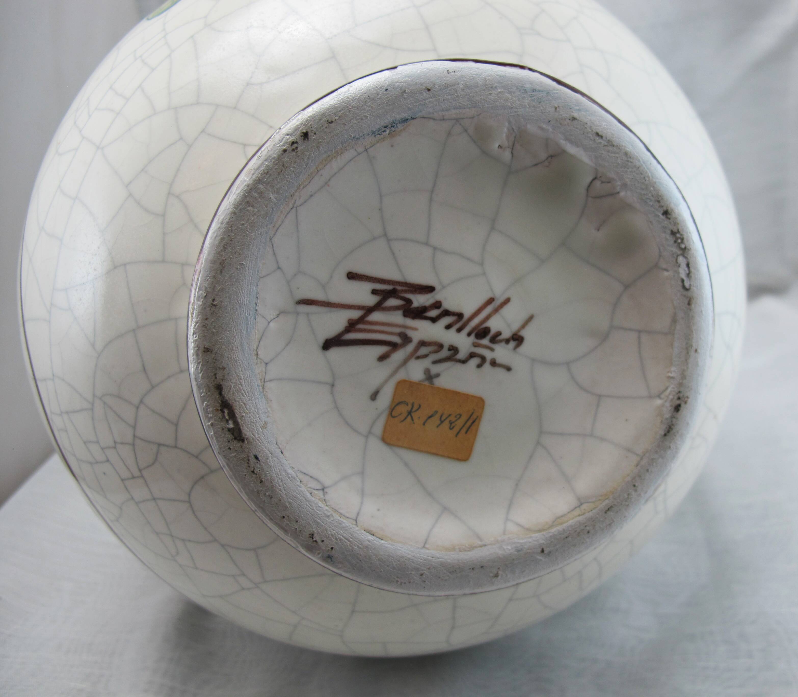 Large Spanish Benlloch vase in hand-painted ceramic