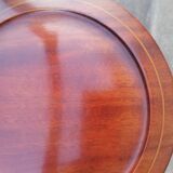 silent servant in mahogany