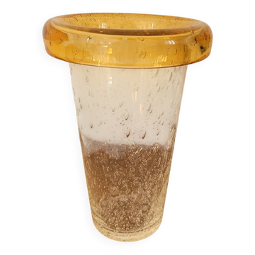 Vase en verre bullé