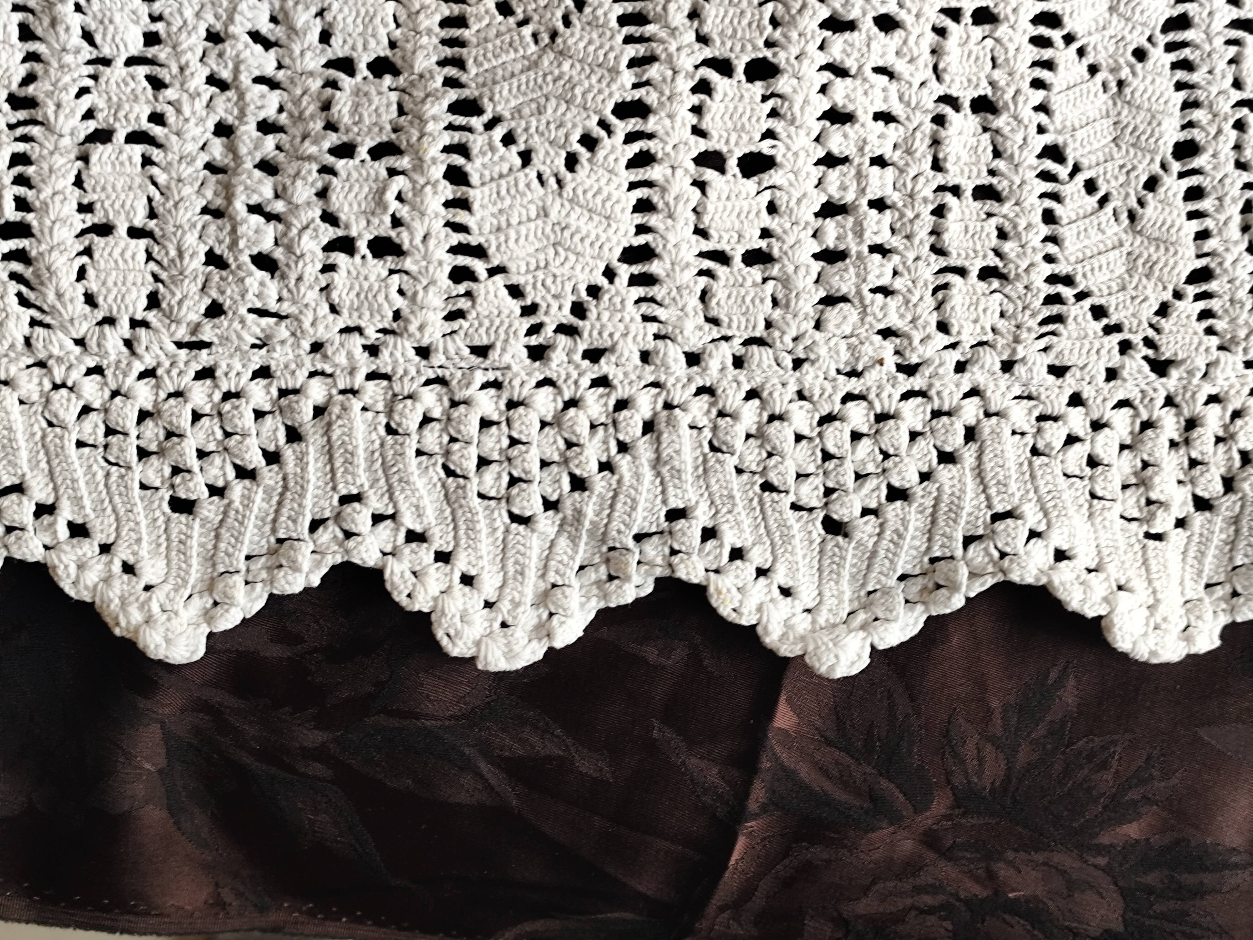 White cotton bedspread - throw with geometric chevron pattern