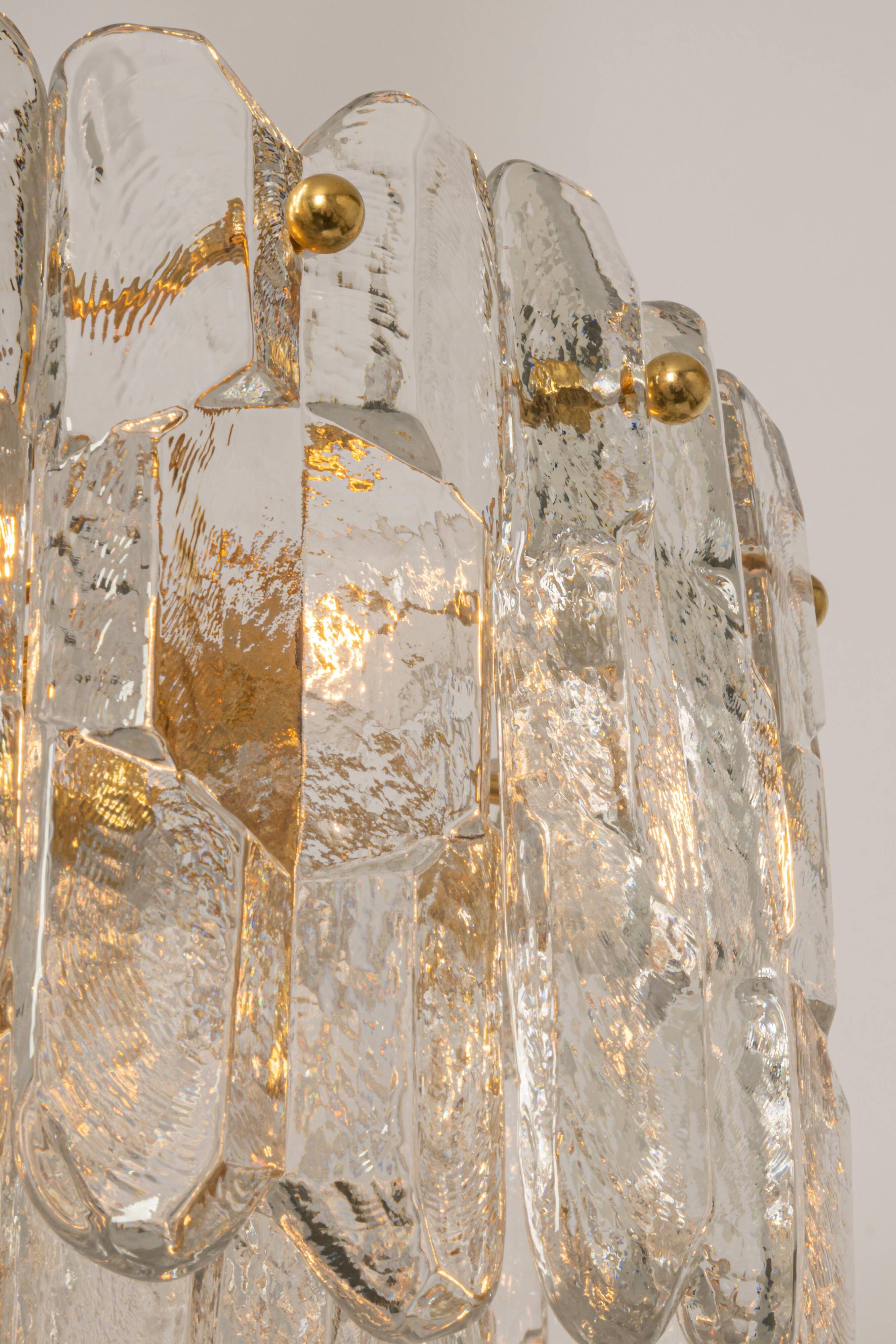 Luminaire en laiton doré, verre cristal Palazzo, Kalmar, Autriche, 1970