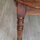 Antique oval table