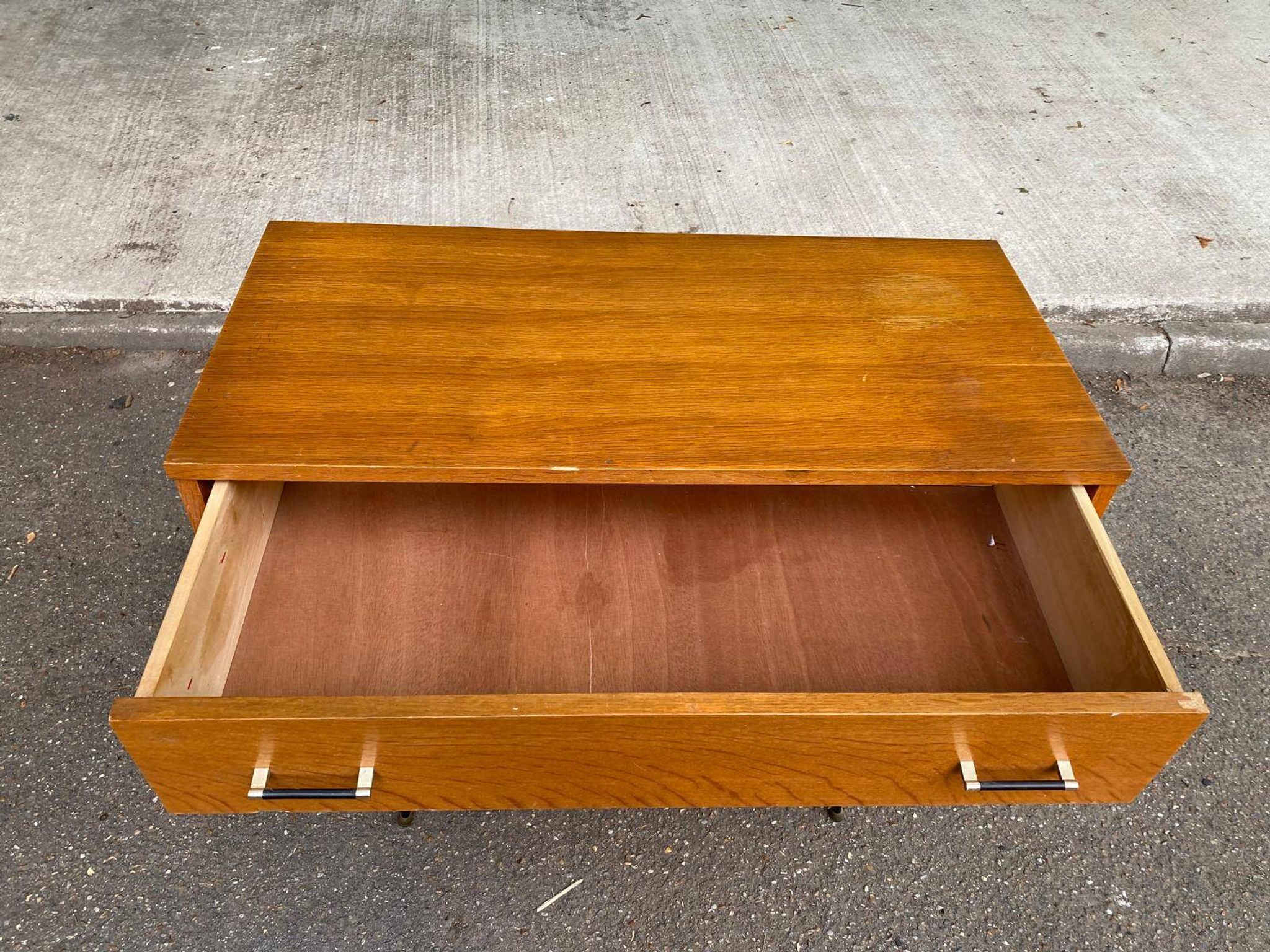 Scandinavian chest of drawers with 3 drawers in oak from the 50s