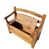 Blonde wooden chest bench