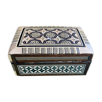 Wooden and mother-of-pearl box