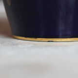 Vase in blue porcelain of Sèvres early twentieth century, 48 cm