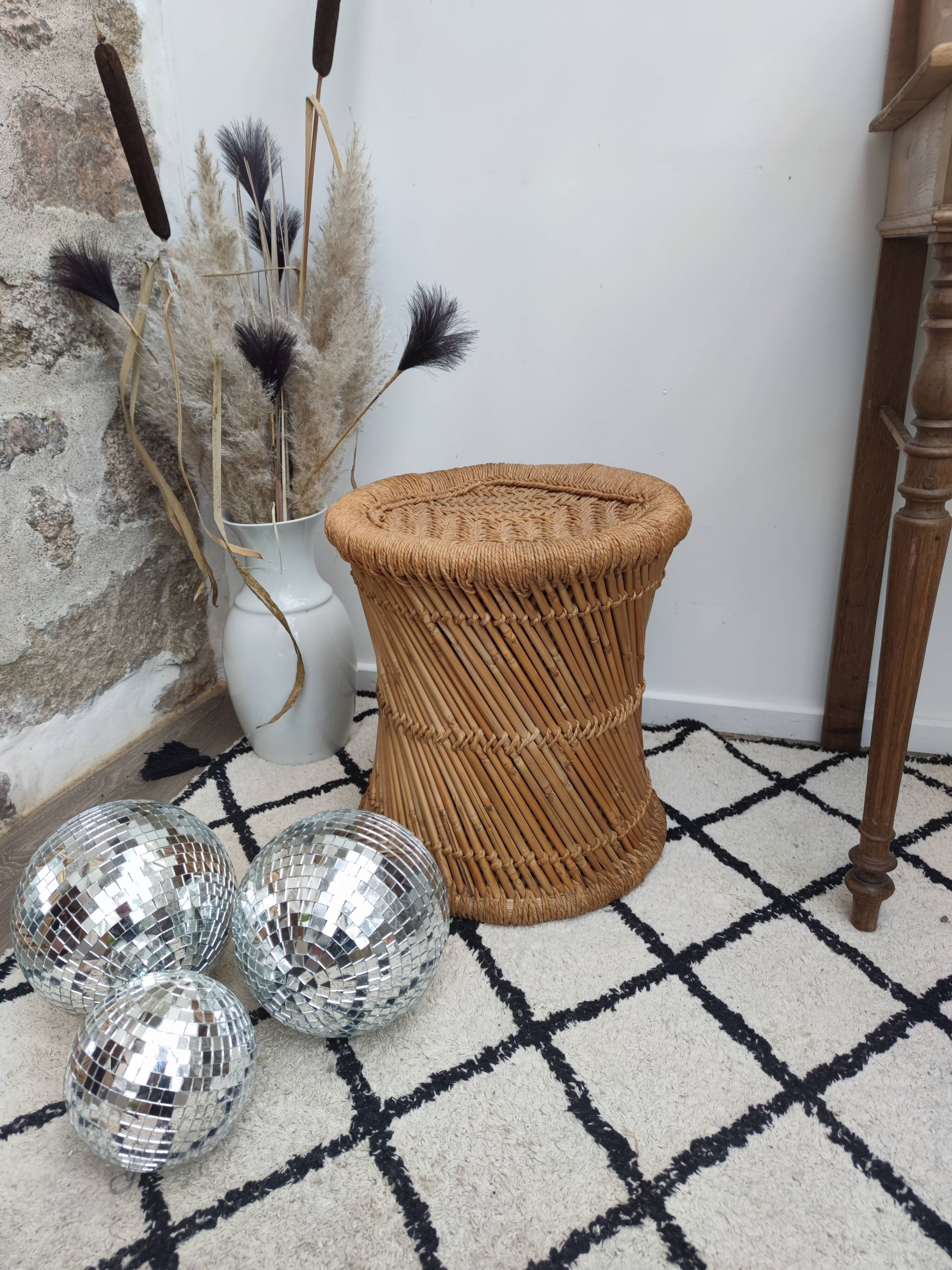 Bamboo pouf and rope
