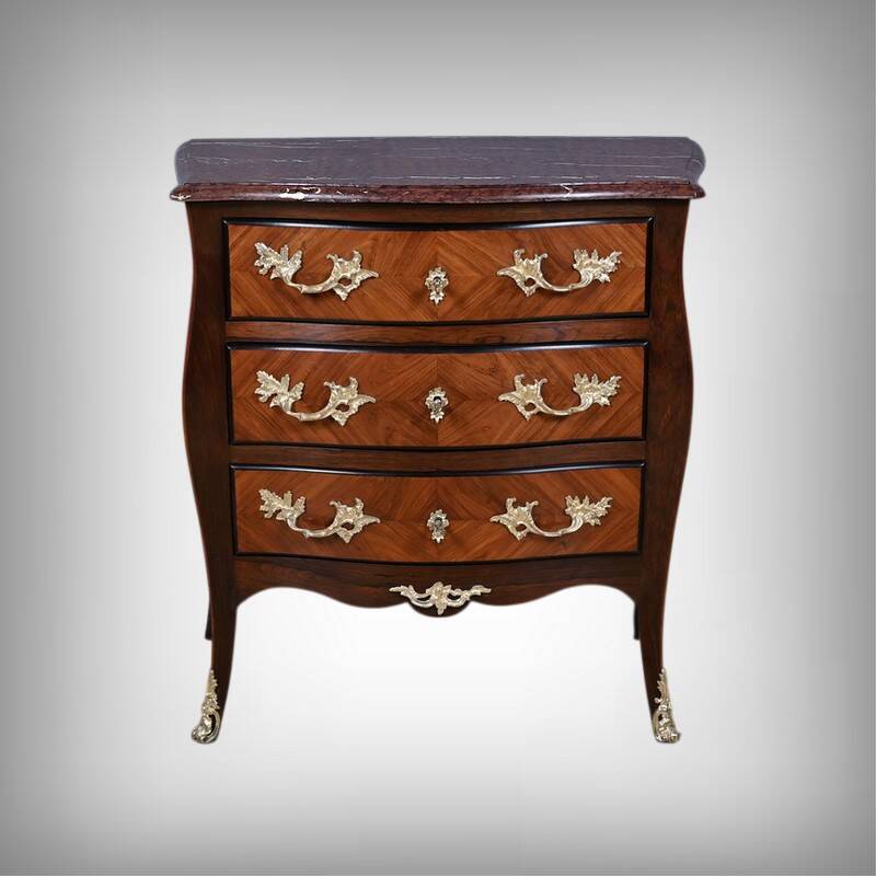 Small marquetry chest of drawers, Louis XV style – mid 19th century