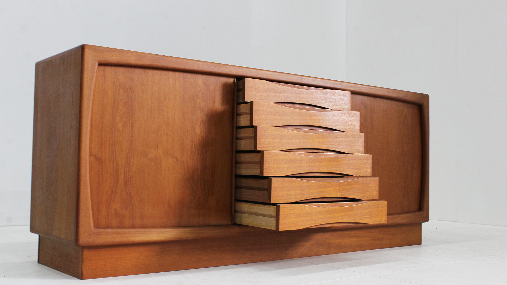 Vintage Mid Century sideboard Dyrlund 1960s