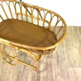 Basket rattan on feet