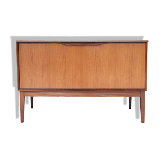 Scandinavian vintage vinyl sideboard