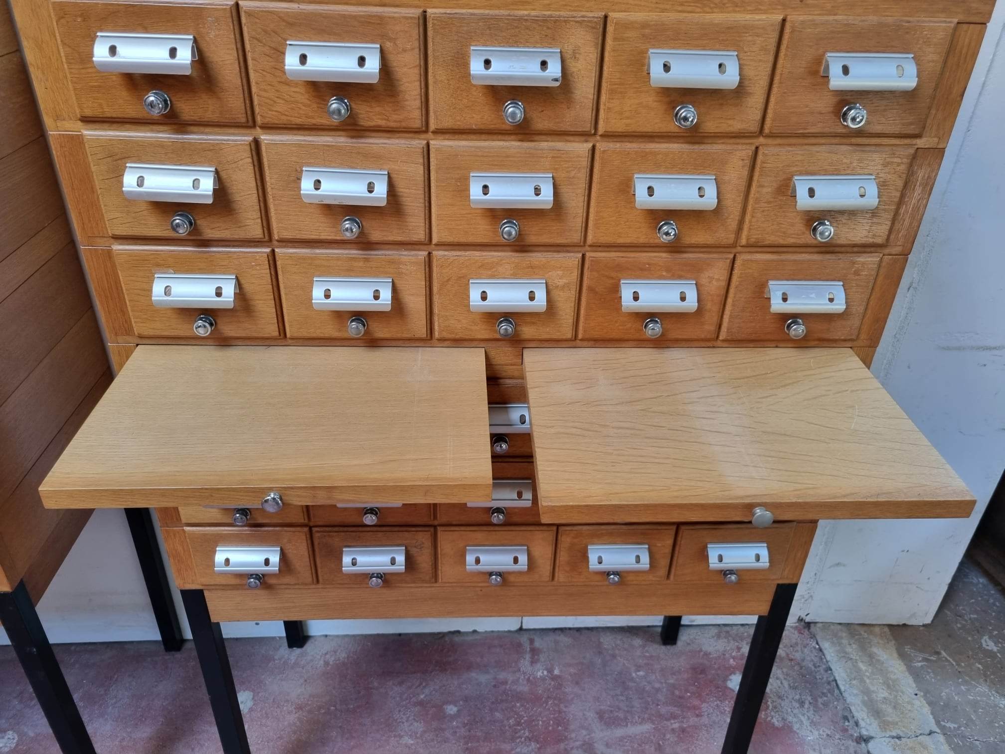 Meuble à fiches industriel 30 tiroirs