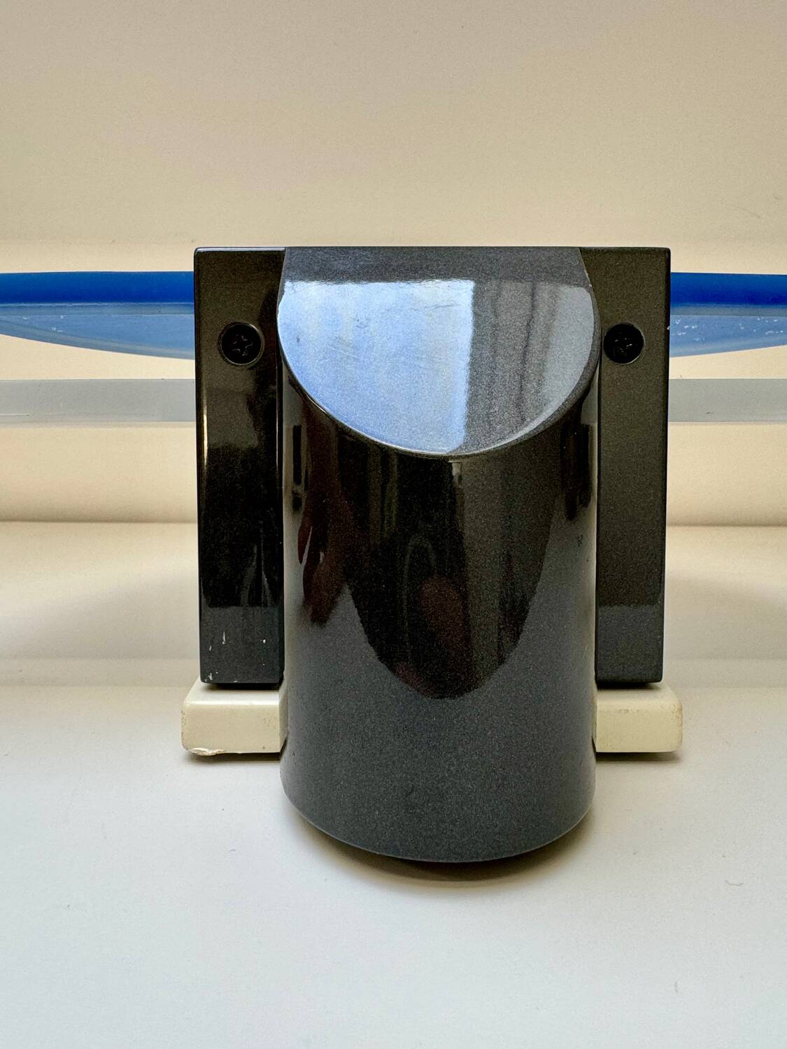 Pair of “diva” wall lights by Ezio Didone for Arteluce