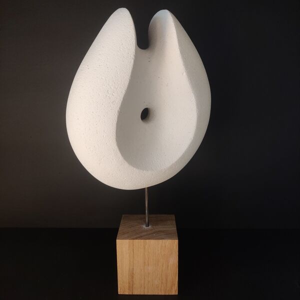 Sculpture sur pierre molle & socle bois