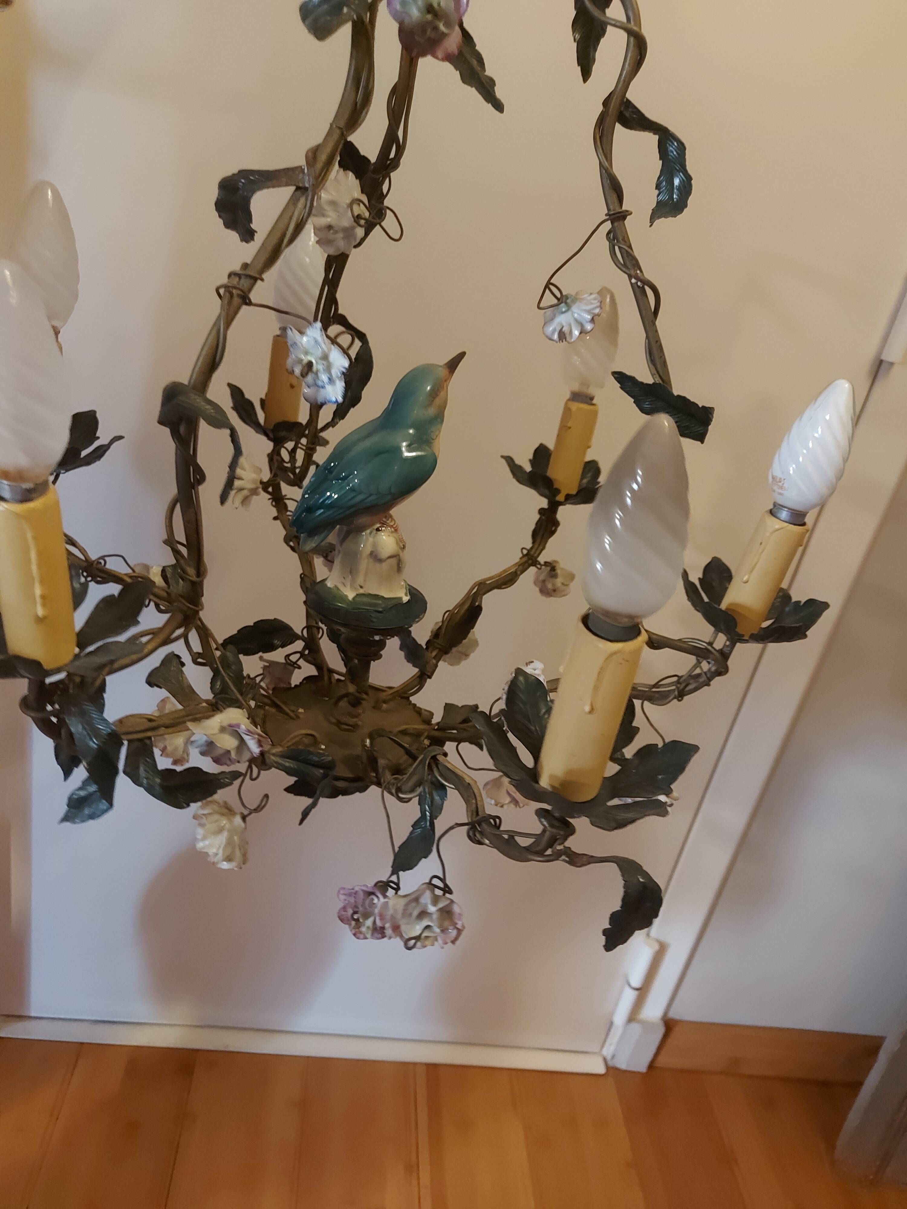 Chandelier cage décor birds and flowers in Meissen porcelain