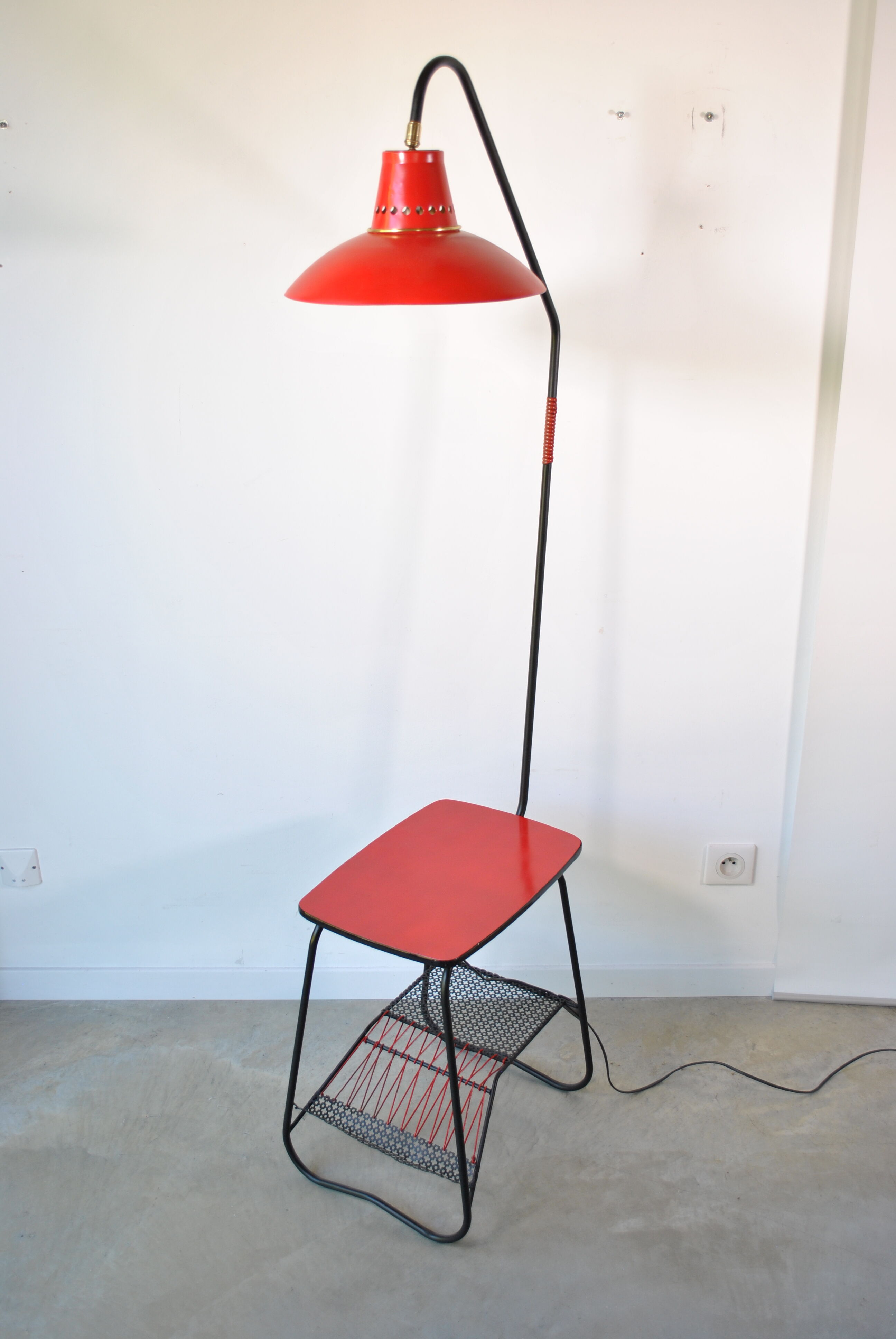 Floor lamp e-reader door reviews 1970