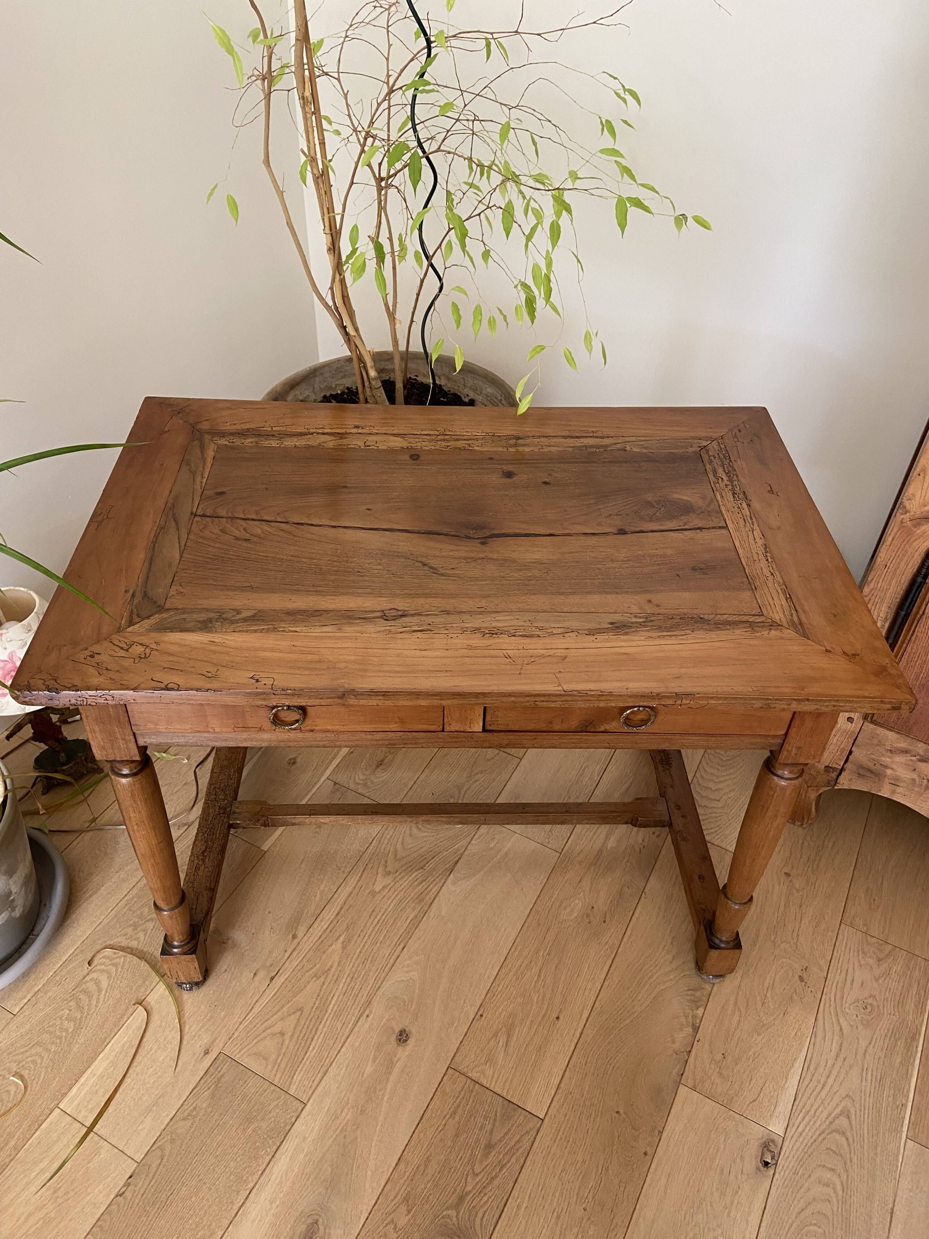 Small Louis XVI desk