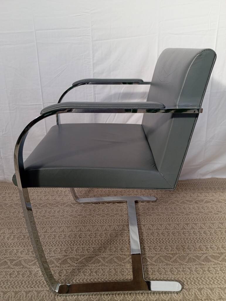 BRNO leather armchair, design Mies Van Der Rohe