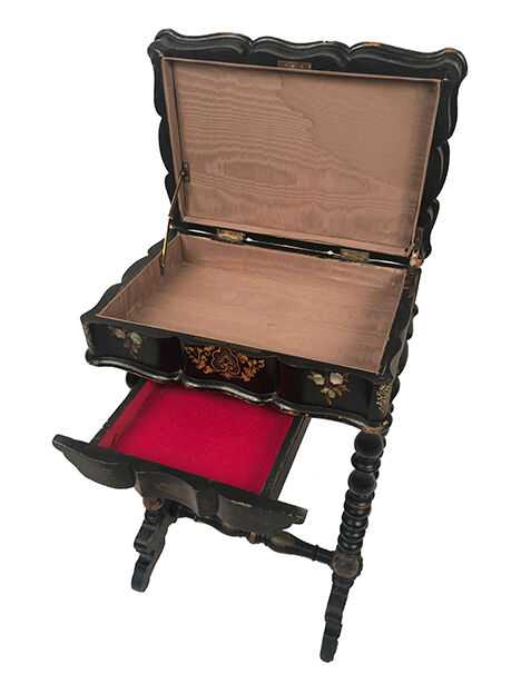 Napoleon III worker in blackened wood gilded