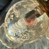 Bulb wall lamp